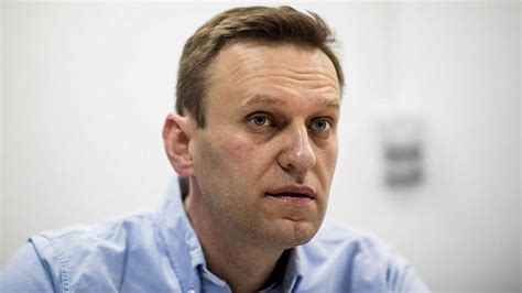 El opositor ruso, Alexei Navalny, es localizado tres semanas después de perder contacto